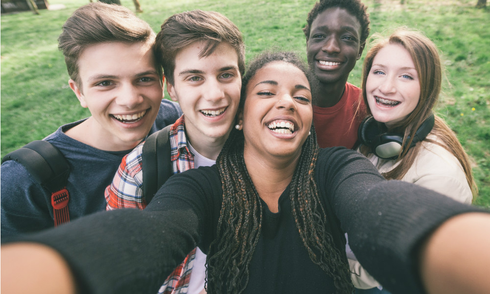 4 Therapy Activities for Adolescent Self-Esteem